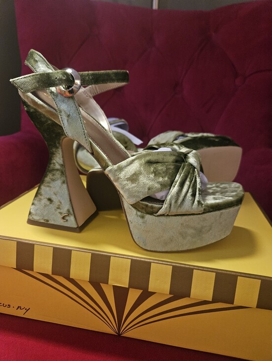 Circus by Sam Edelman Shoes - Circus by Sam Edelman Olive Green Velvet Platform Sandals